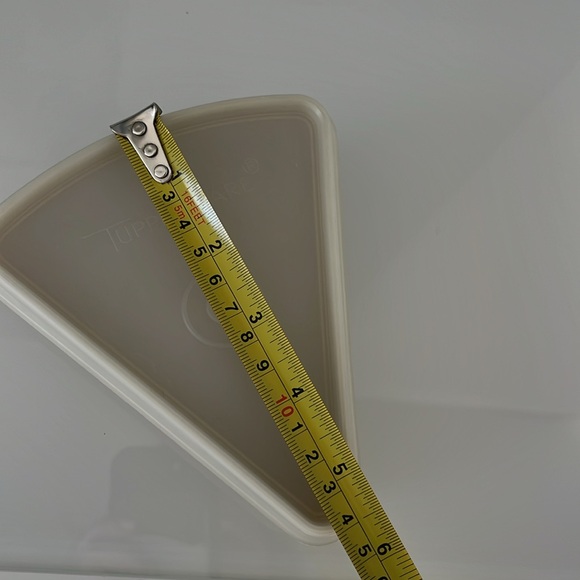 Tupperware Pie Slice Wedge Vintage Container Almond 269-11 - Picture 6 of 8